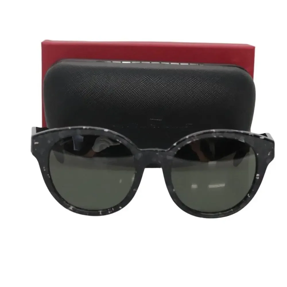 Salvatore Ferragamo Varina Sunglasses Black